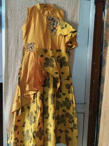 Elegant Girls' Yellow Party Dress