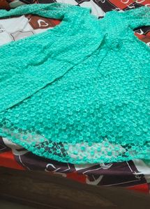 chiken work Elegant Green Embroidered Kurta Set