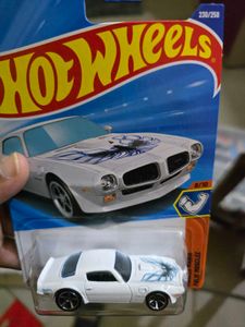 Hot Wheels &#39; Pontiac Firebird &amp; Triumph Tiger TH