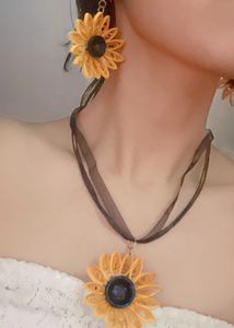 Sunflower Quilling Jewellery Set
