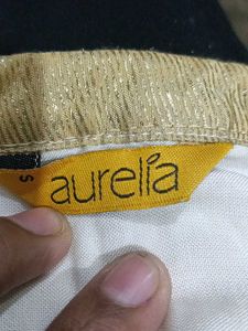 Elegant Embroidered Kurta