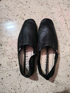 Leather Black Slippers