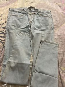 Light Wash Denim Jeans