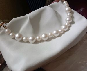 Pearl Handbag/ Shoulder Bag