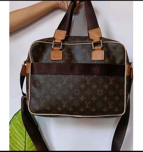 Louis Vuitton Original Messenger Bag Unisex