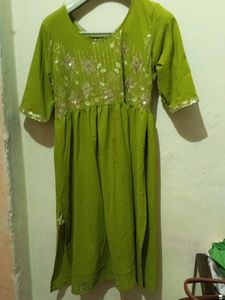 Nayra Kat Sut