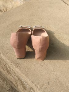 Blocked Heel..