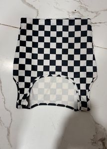 strechy tank top black and white