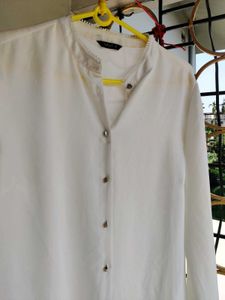 Offwhite Shirt With Metal Button