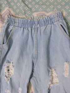Ripped Jean&#39;s