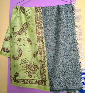 Beautiful Shawl/Stall