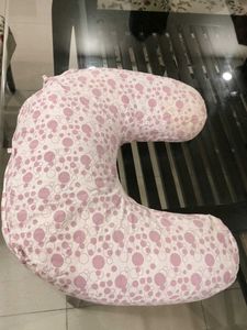 Lulamom Nursing Pillow with 2 Cotton Covers