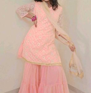 Peach Embroidered 3 piece sharara set 💌