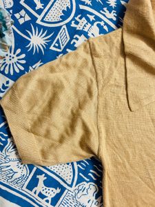Classic Beige Collared Net Knit Top 🌸