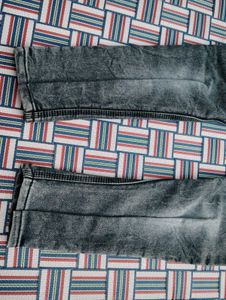 Men&#39;s Jeans