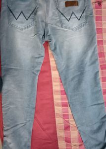 Wrangler Original Tagging Jeans Low Price