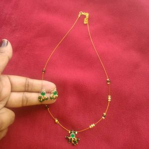Green Colour Invisible Chain