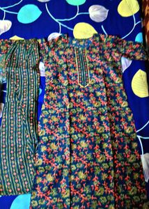 green kurta & pant.. singel pair 350... if buy com