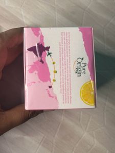 Baleen Bikini Wax Powder &amp; Korean Vitamin C Cream