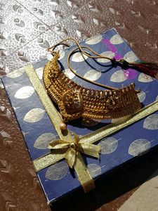 Necklace With Adjustable Rope