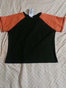 Dark Green And Orange Color Active Wear