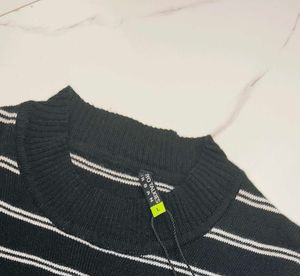 Women Black &amp; White Pullover