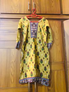 Floral Print Pakistani Kurti
