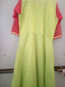 Beautiful Combination Of Green And Red Long Kurti