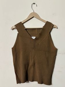 Women's Brown Ribbed Knit V-Neck Tank Top