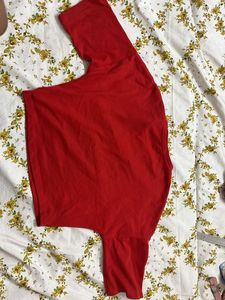 Red Oversized Graphic Cropped Tee