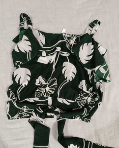 Floral Green Top