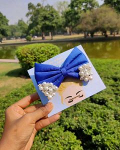 Pearl Bow