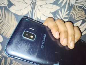 Sumsung J2 CORE MODEL