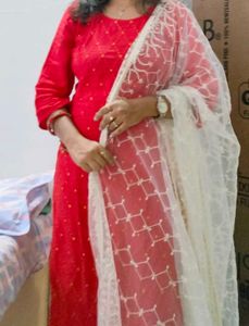 Red New Kurta With Golden Work