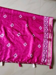 Beautiful 😍 rose 💕 colour saree 😘