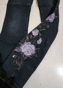 MANGO Floral Black Beauty Jeans