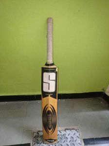 15-18/years Boys S Shivam 1000 Cricket Bat