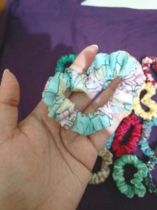 17 Printed Skinny Scrunchies Combo