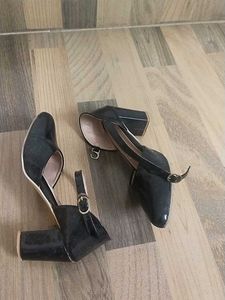 Black Heeled Sandals