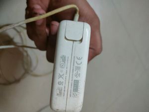 Mackbook Charger