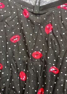 Kiss Printed Tshirt For Womens &amp; Girls