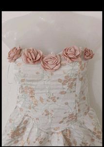 FLORAL PRINT APPLIQUE DRESS