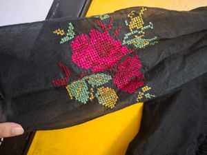 Women&#39;s Embroidered Shirt