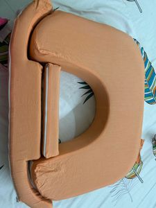 Twin Feeding Pillow