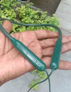 Green Wireless Neckband Headphones