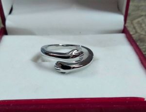 Hand Siver Ring