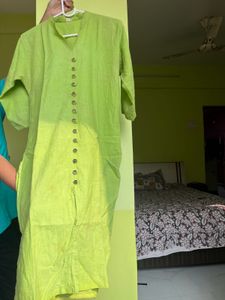 Women Solid Cotton Silk Straight Kurti