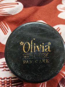 Olivia Pan Cake Compact
