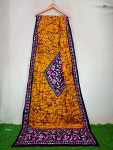 Elegant Batik Dupatta with kantha work