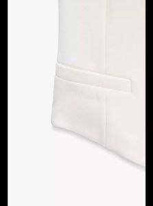 sleeveless waistcoat